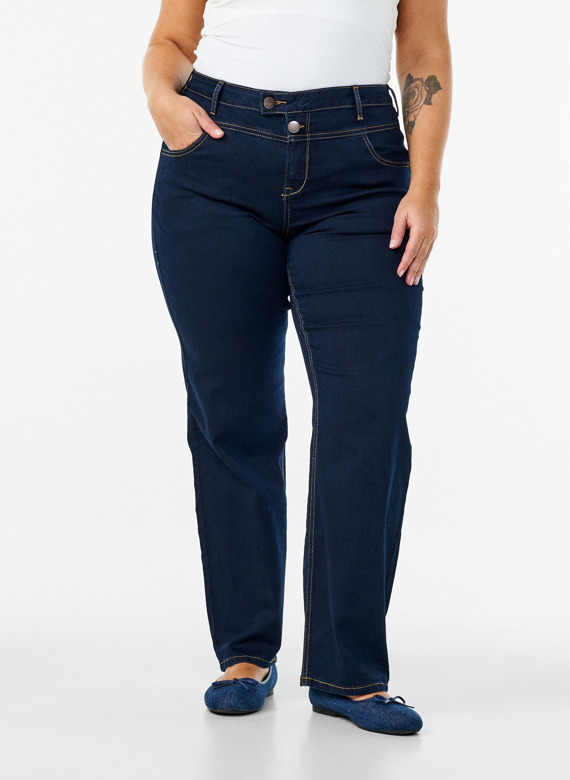 Zizzi Regular fit Gemma jeans med h&oslash;j talje, Bl&aring;, Model image number 2