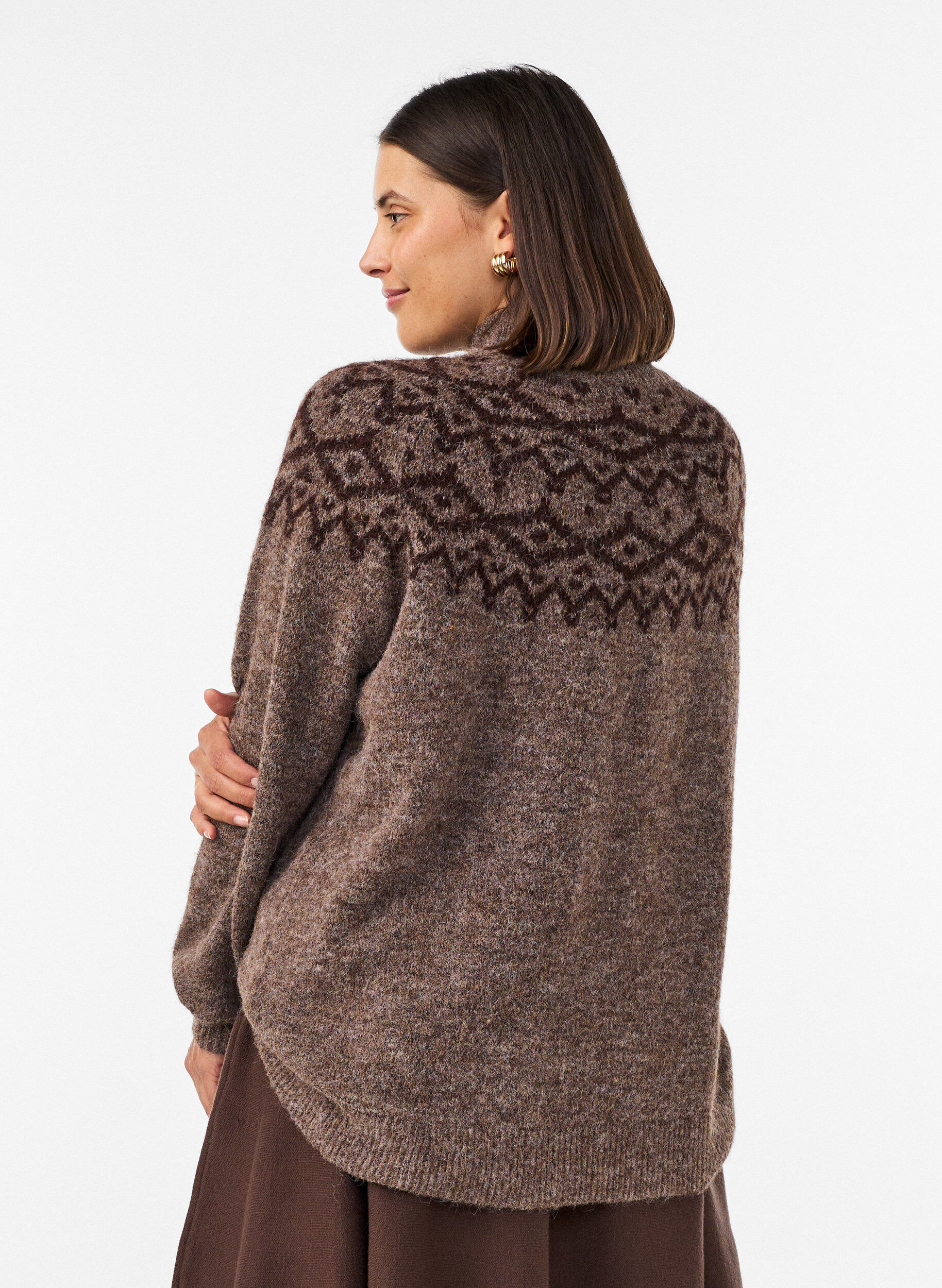 ZizziStriktr&oslash;je med jacquardm&oslash;nster, Brun, Model image number 2