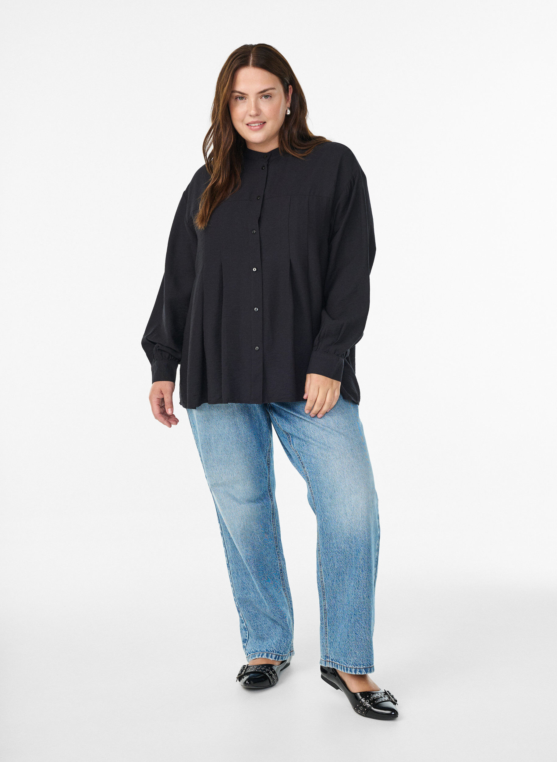 Zizzi Viskoseskjorte med A-shape, Sort, Model image number 1