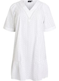 Kn&aelig;lang bomuldskjole med broderi og V-udsk&aelig;ring, Hvid