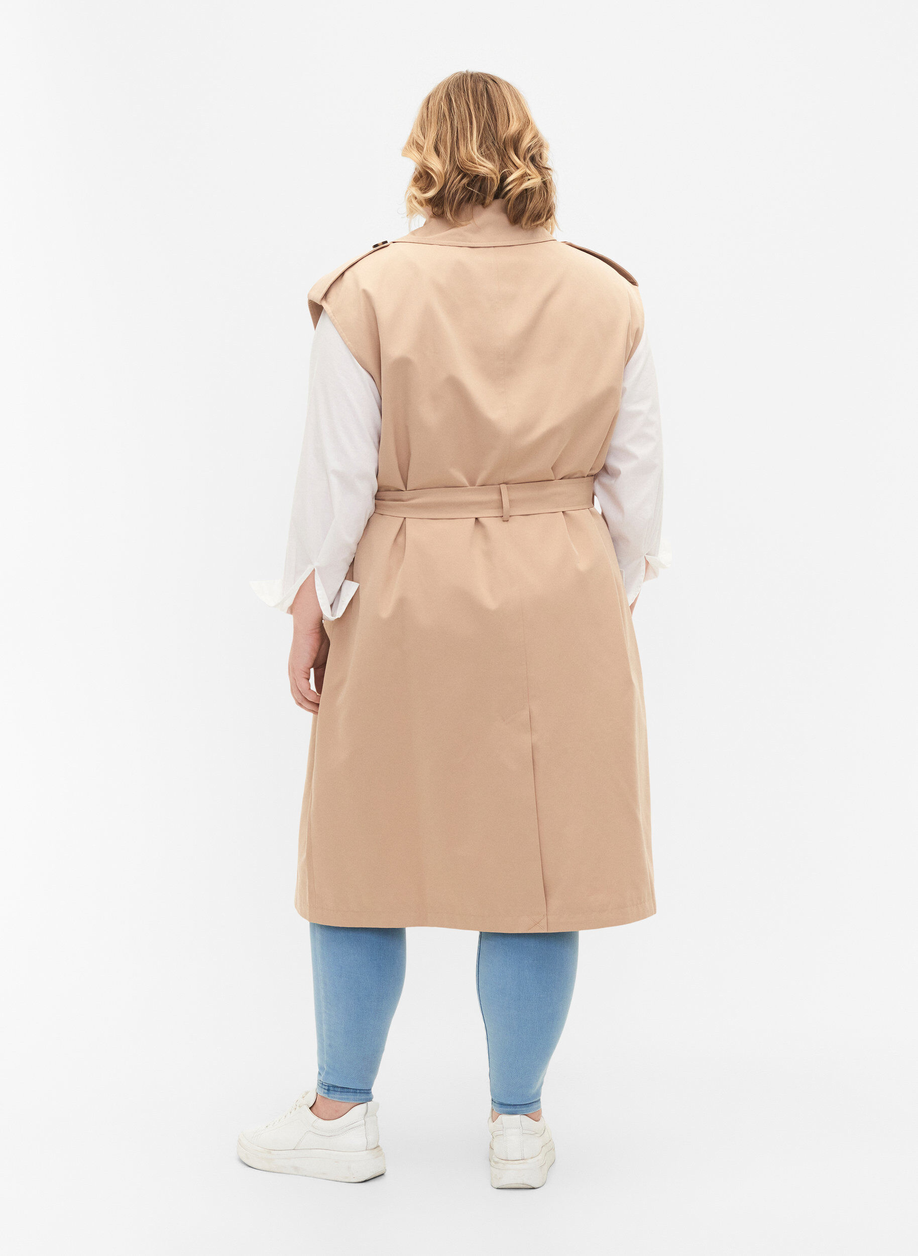 Zizzi Lang vest med b&aelig;lte, Nomad, Model image number 1