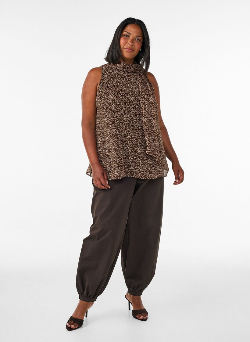 &AElig;rmel&oslash;s bluse med h&oslash;j hals og sl&oslash;jfe, Brun, Model image number 1
