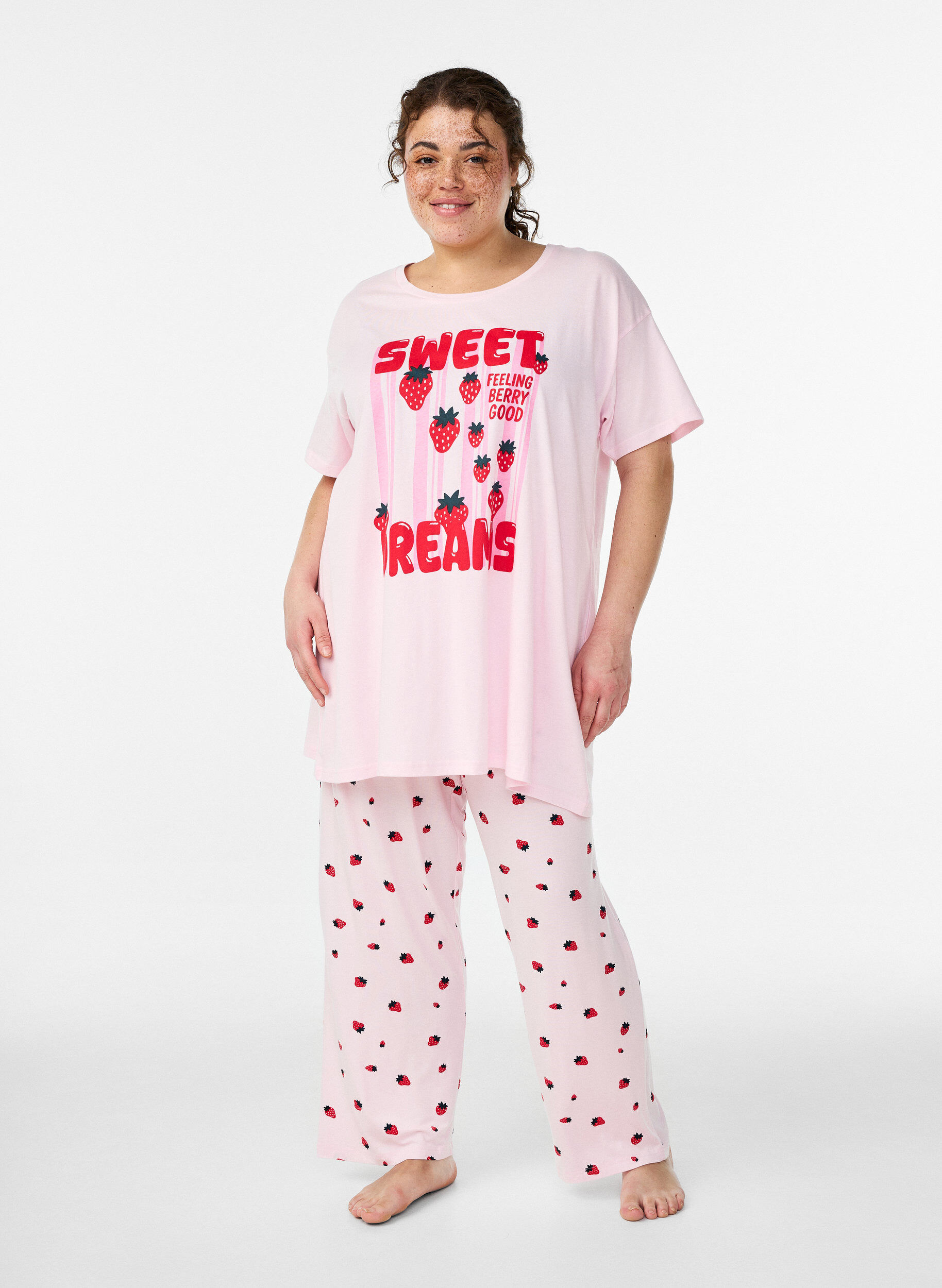 ZizziNatbukser i bl&oslash;d jersey med h&oslash;j talje og frugtprint, Lyser&oslash;d, Model image number 0