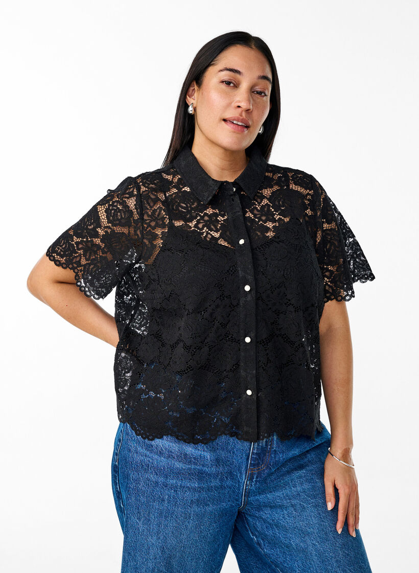 Skjortebluse i blonde med perleknapper, Sort, Model image number 0