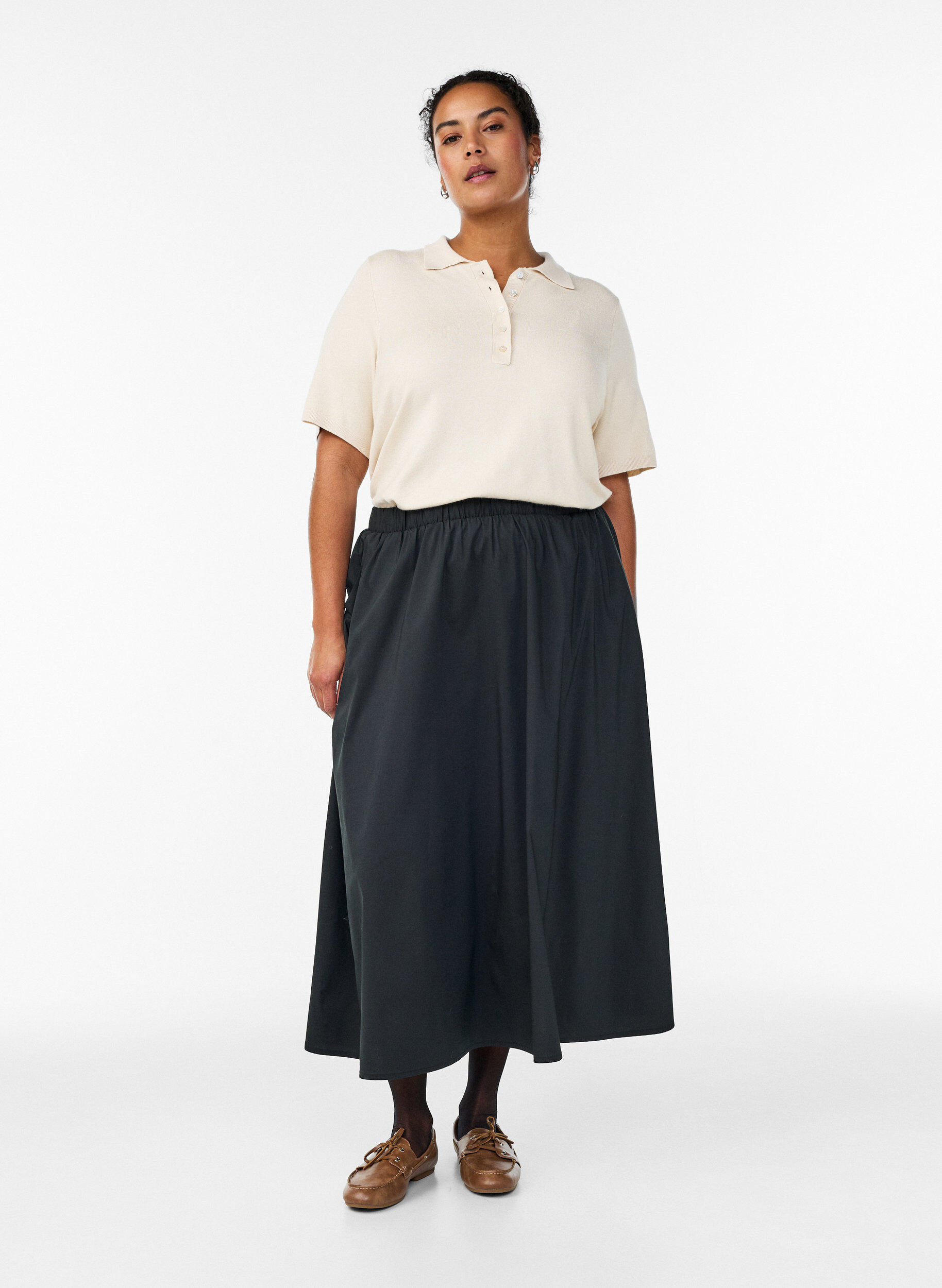 Finstrikket poloshirt med korte &aelig;rmer, Beige, Model