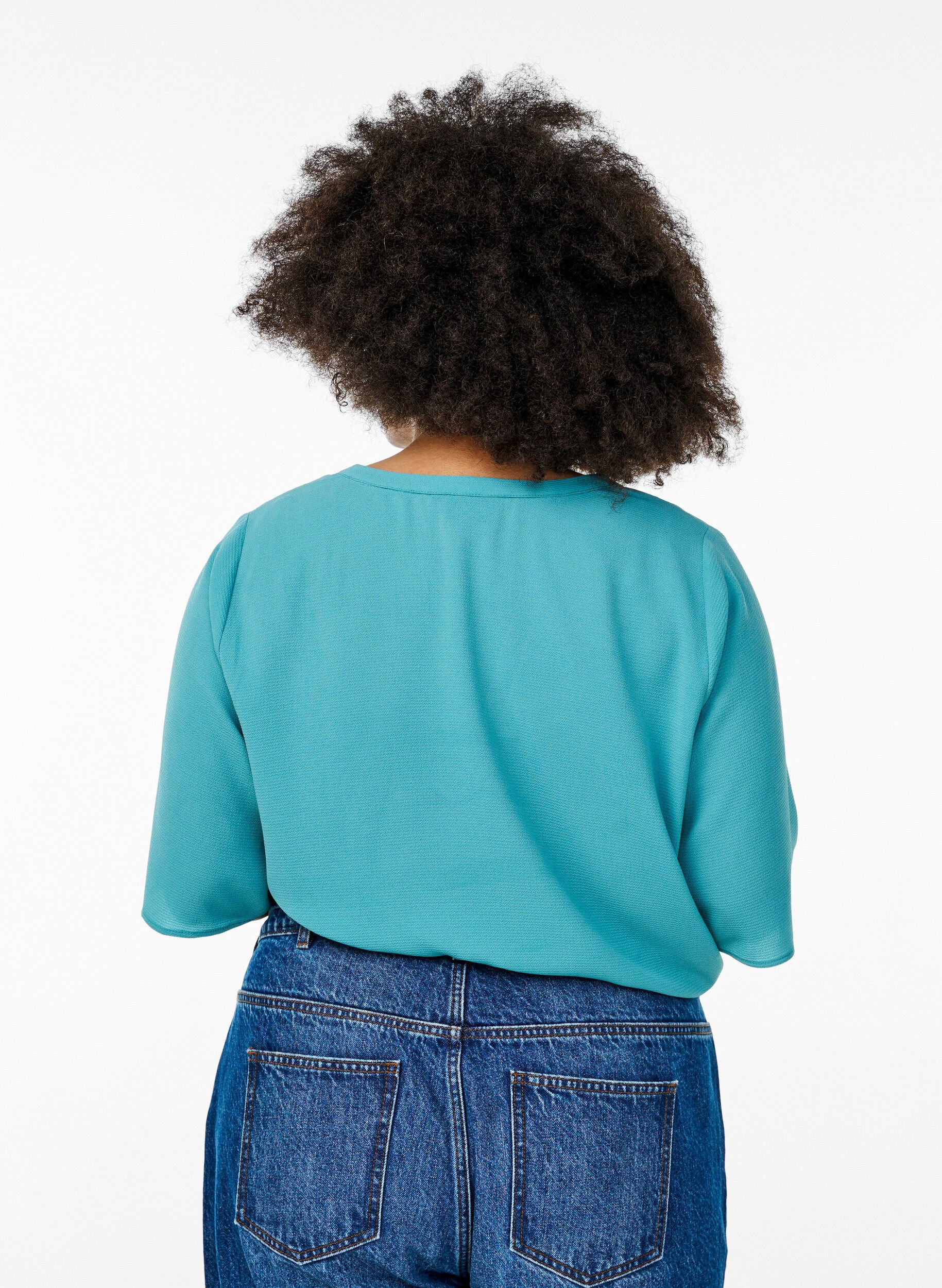 Zizzi Kort&aelig;rmet bluse med v-udsk&aelig;ring, Gr&oslash;n, Model image number 2