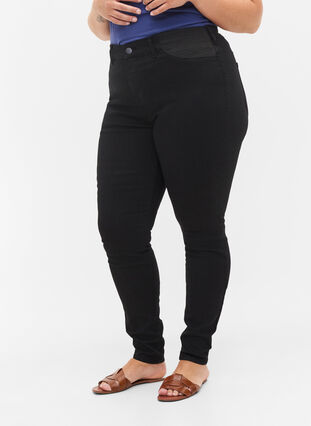 Super slim Amy jeans med elastik i taljen, Black, Model image number 3