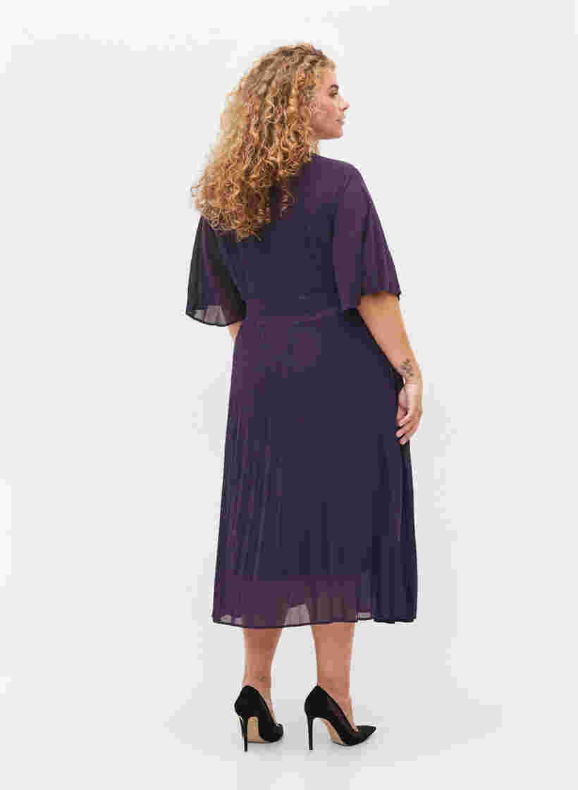 Plissé kjole med korte ærmer, Purple Velvet, Model image number 1