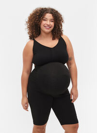 Tætsiddende graviditetsshorts i bomuld, Black, Model