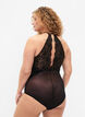 Halterneck bodystocking med blonder og strings, Black, Model image number 1