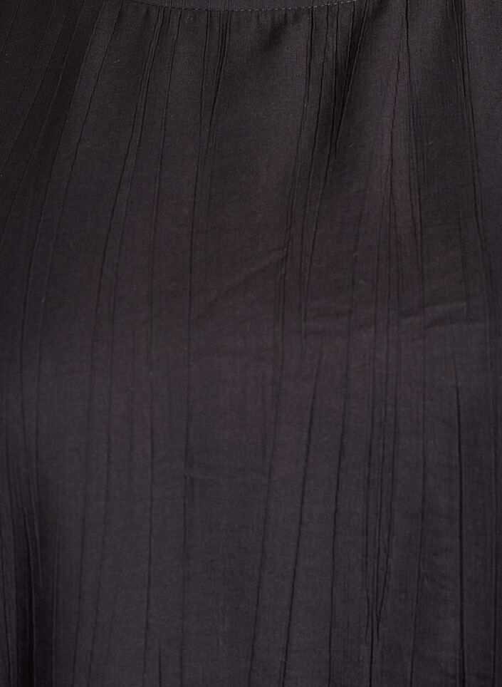 Viskosebluse med 3/4 ærmer og ballon-effekt, Sort, Packshot image number 2