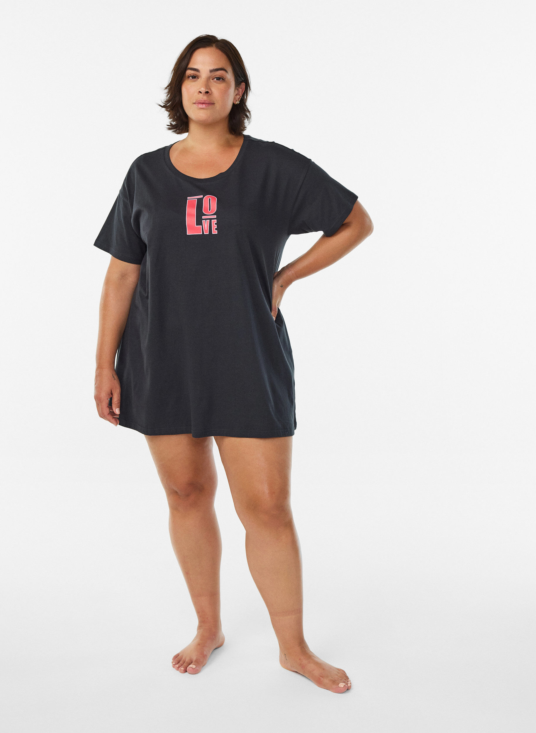 Zizzi Lang nat t-shirt i &oslash;kologisk bomuld med print, Gr&aring;, Model image number 1