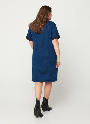 Kortærmet denim kjole, Blue denim, Model image number 1