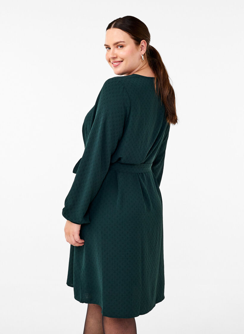 Kort kjole med tekstur og bindebånd, Scarab, Model image number 1