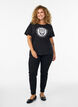 T-shirt med motiv, Sort, Model image number 1