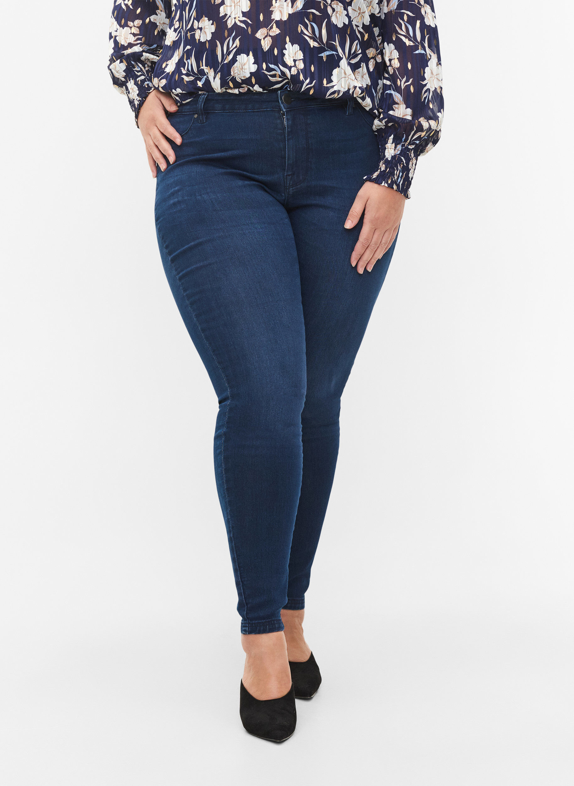 Zizzi Jeggings i bomuldsblanding, Dark blue denim, Model image number 2