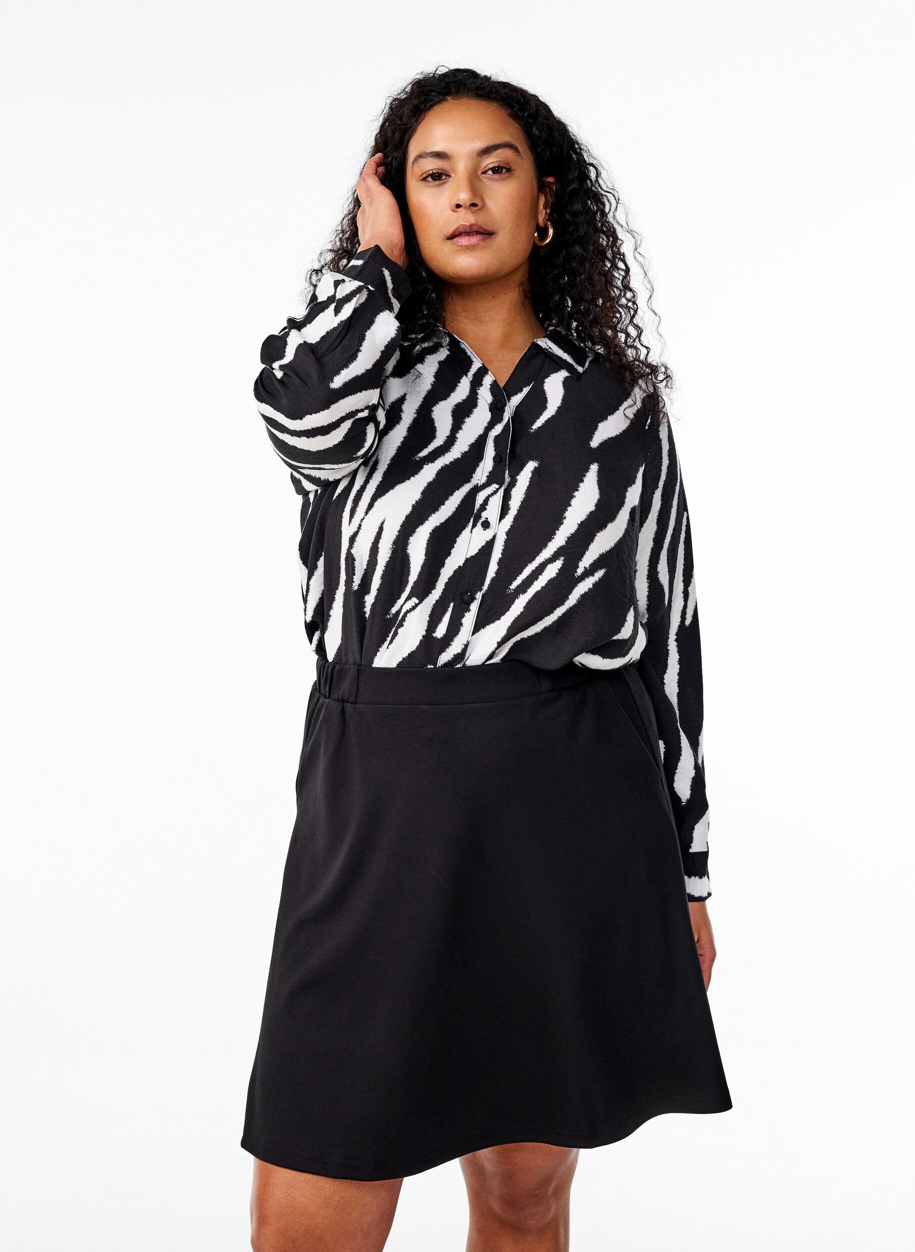 Skater nederdel i viskose, Sort, Model