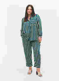Løstsiddende bukser med striber, Green Stripe, Model