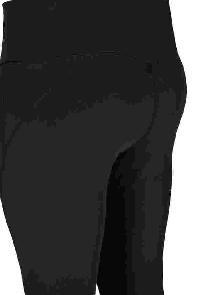 CORE, V-SHAPE DEFINE TIGHTS - Cropped træningstights med v-form bagpå, Black, Packshot image number 3