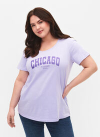 Bomulds t-shirt med tekstprint, Lavender W. Chicago, Model