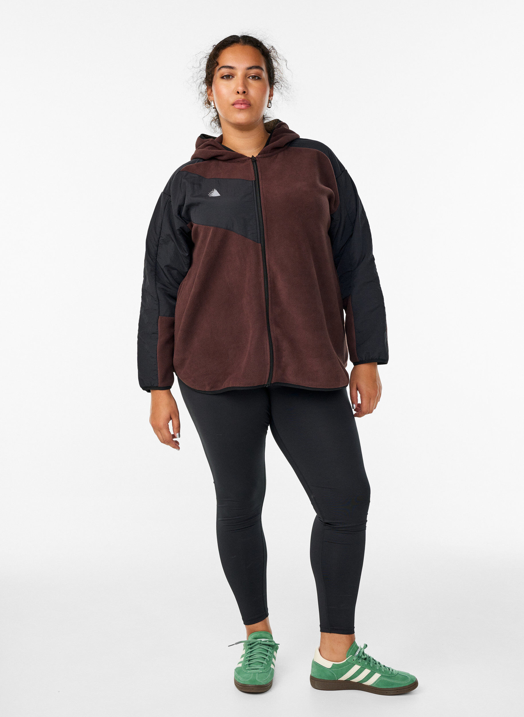 Zizzi Fleecejakke med h&aelig;tte og lommer, Brun, Model image number 1