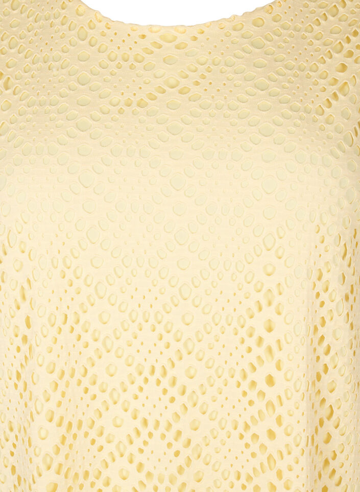 Kn&aelig;lang kjole med hulm&oslash;nster og korte &aelig;rmer, Gul, Packshot image number 2