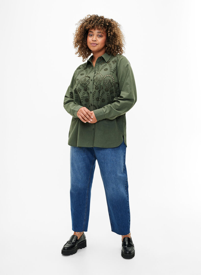 Skjorte i bomuld med broderi anglaise, Thyme, Model image number 2