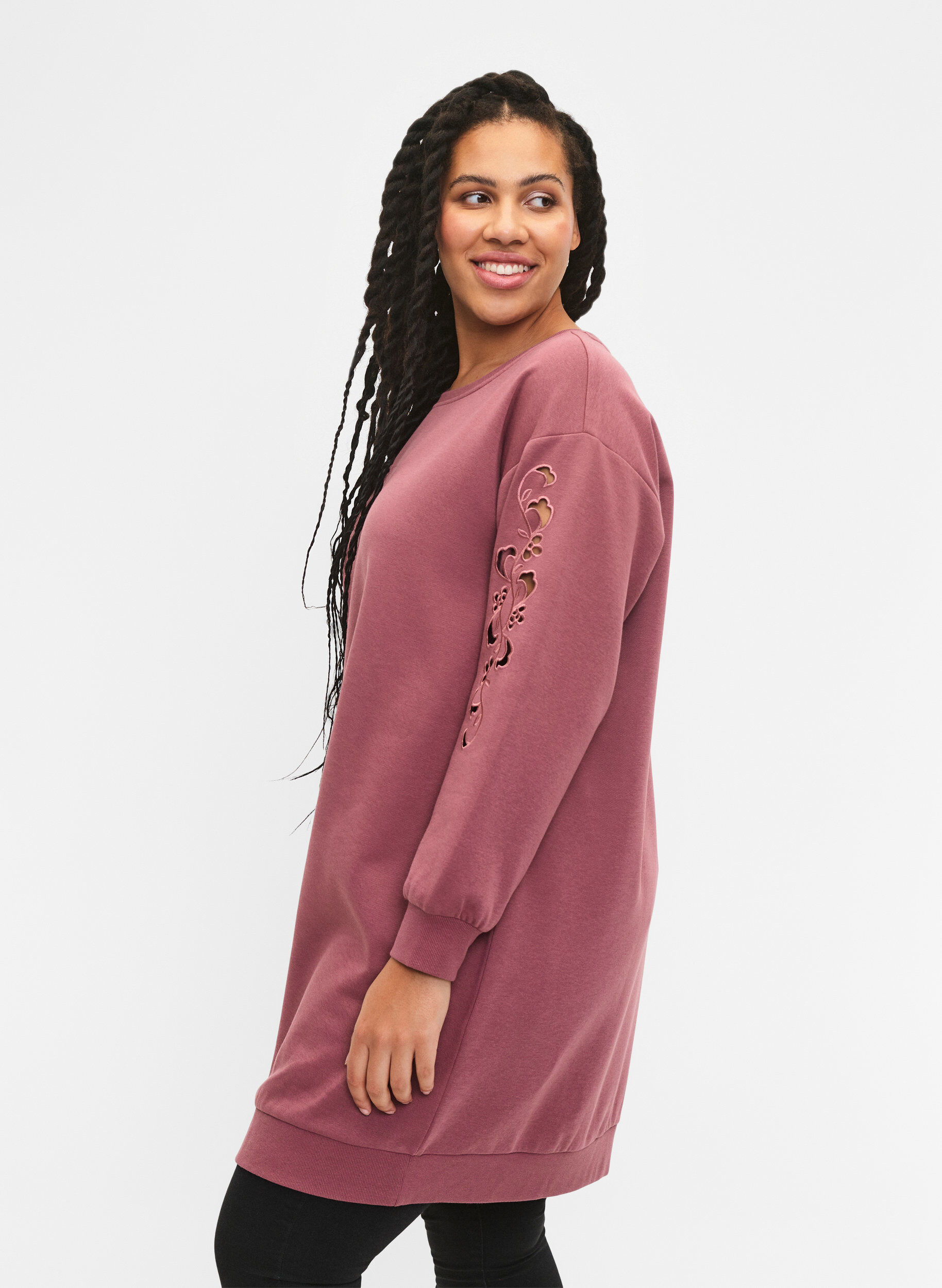 Zizzi Sweatkjole med broderede detaljer, Rose Brown, Model image number 1