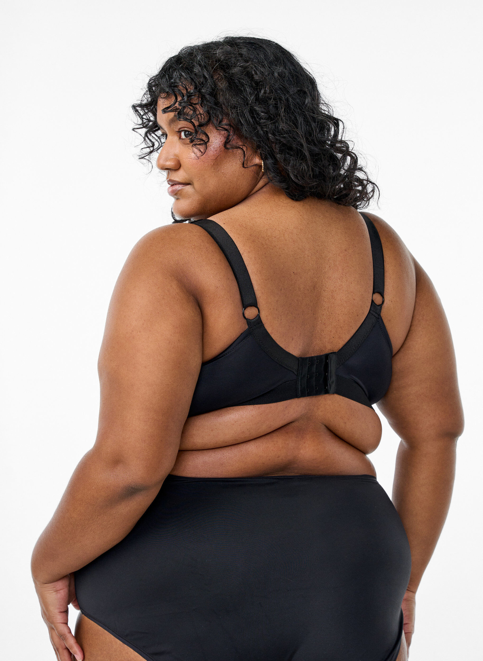 Zizzi B&oslash;jlefri bh med blonder, Sort, Model image number 2