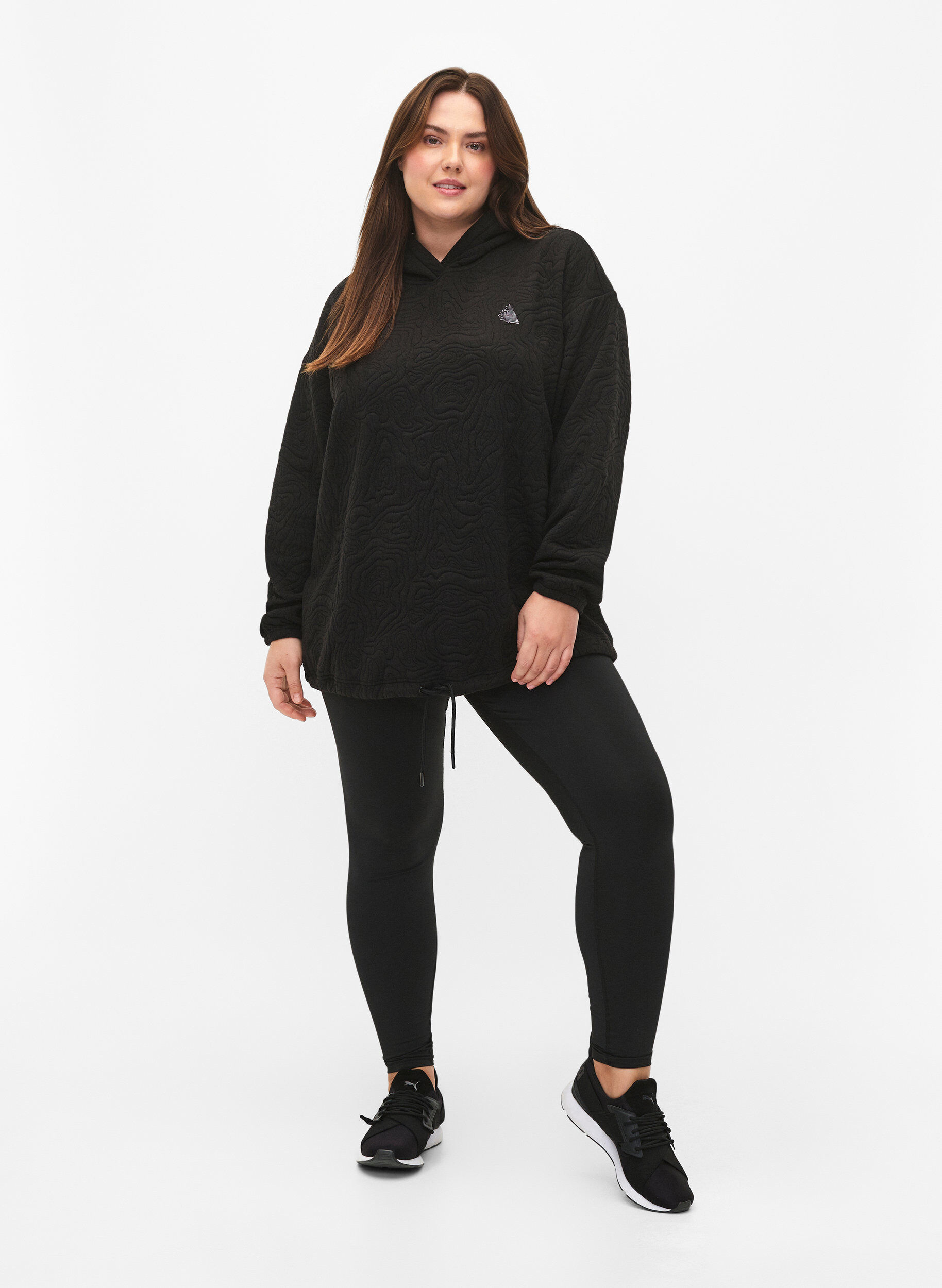 Zizzi Sporty sweatshirt med h&aelig;tte, Black, Model image number 3