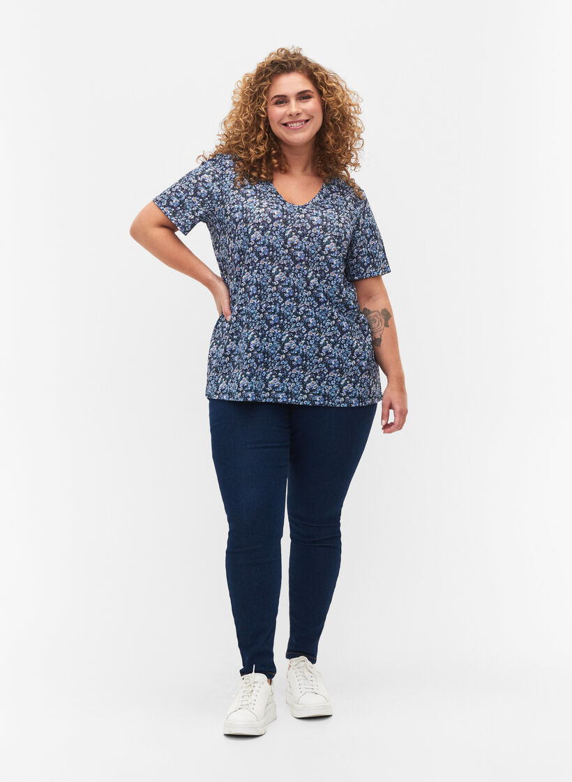 FLASH - Printet t-shirt med v-hals, Blue Green Ditsy, Model image number 2