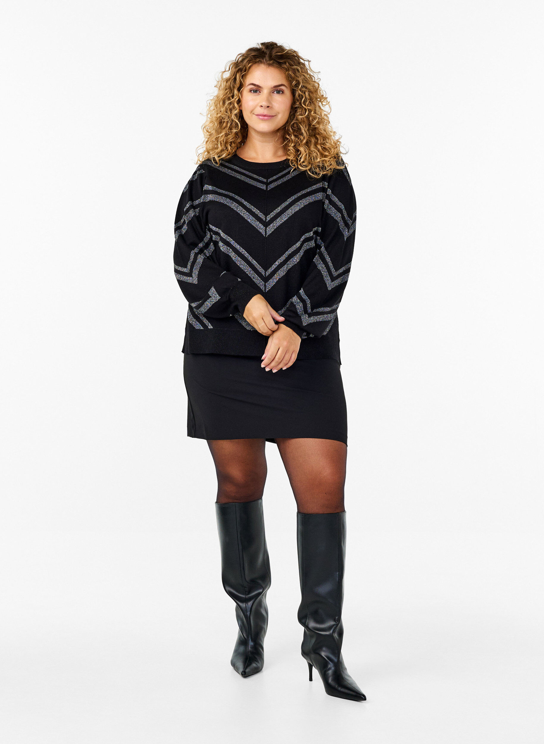 Zizzi Strikbluse med rund hals og glimmer , Black w.S.L.Stripes, Model image number 2