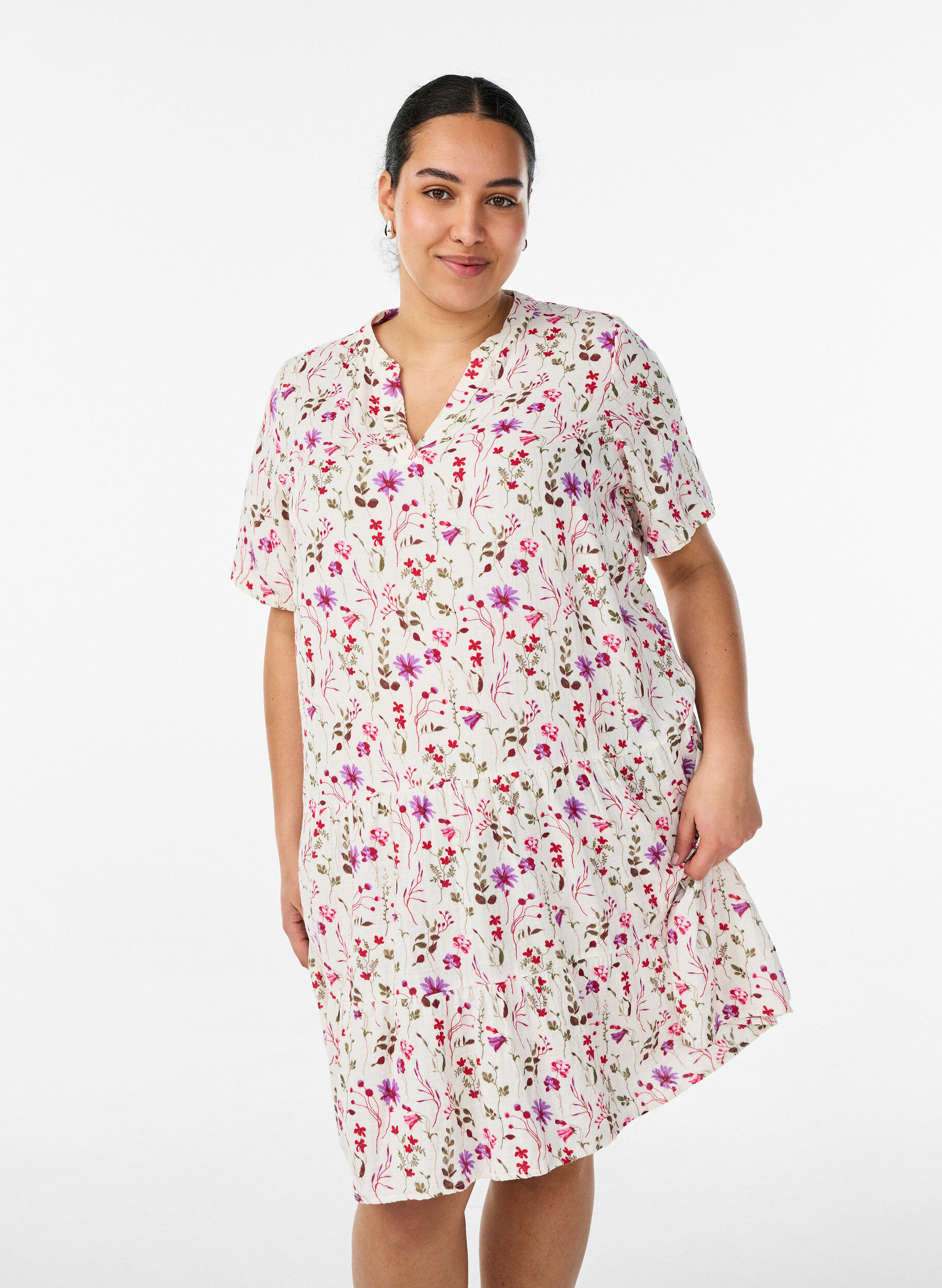 Kort kjole i bomuldsmusselin med A-facon, Beige, Model