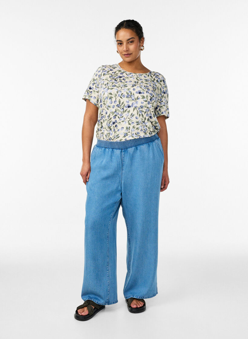 T-shirt med blomsterprint, Vanilla, Model image number 1