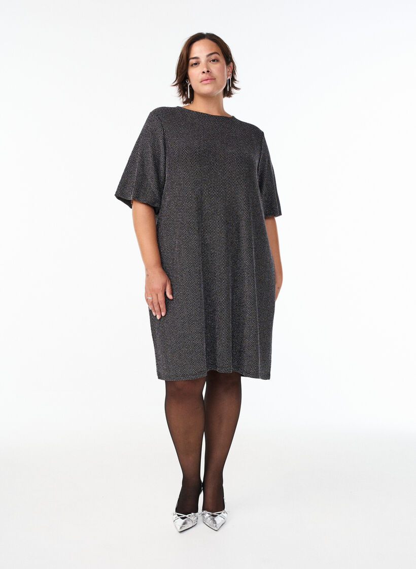 Glimmer detaljer, , Model