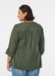 Bluse i bomuldsmusselin med broderi anglaise, Gr&oslash;n, Model image number 2