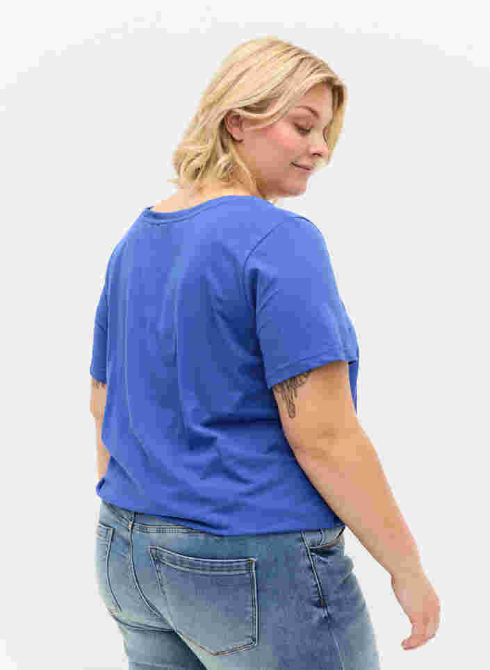 Kortærmet t-shirt med en rund halsudskæring, Dazzling Blue MB, Model image number 1