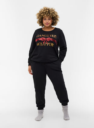 Jule sweatshirt , Black Wrapper , Model image number 2