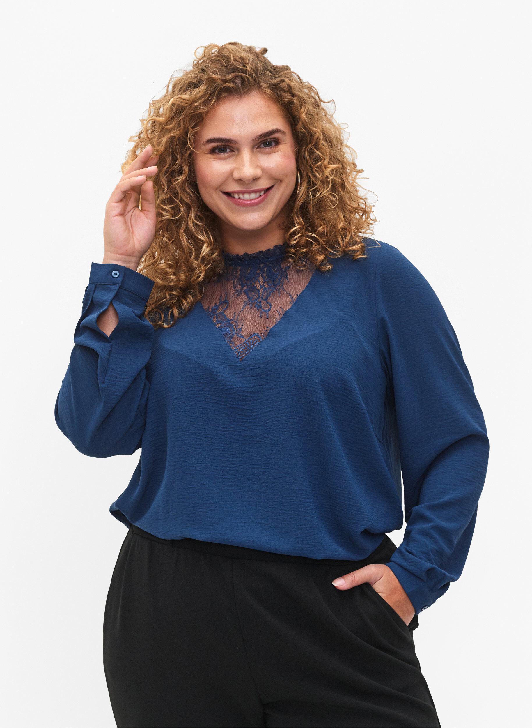 Zizzi Bluse med lange &aelig;rmer og blondedetalje, Titan, Model image number 0