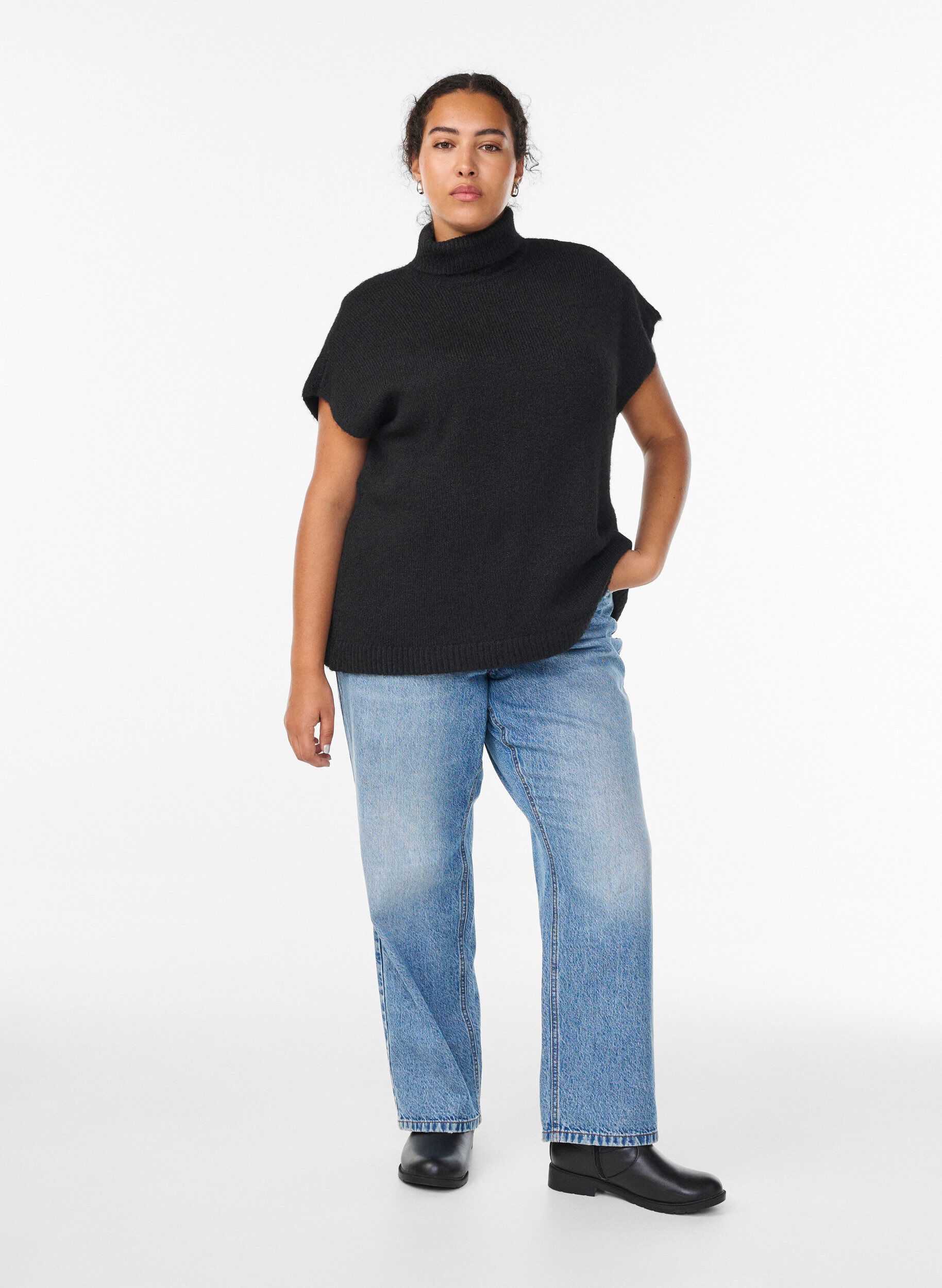 Zizzi &AElig;rmel&oslash;s strikvest med rullekrave, Sort, Model image number 1