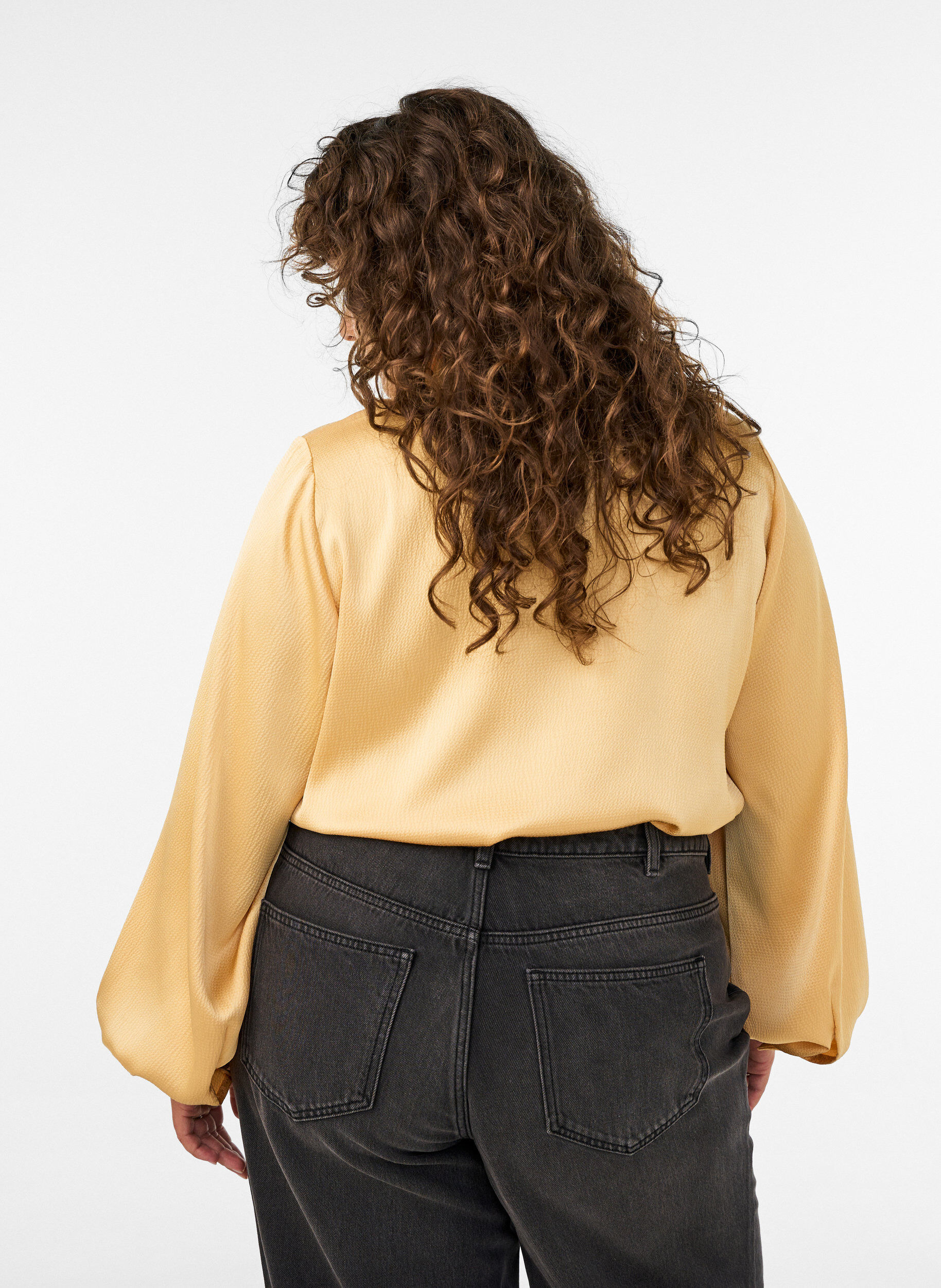 ZizziBluse med skjortekrave og V-hals, Gul, Model image number 2