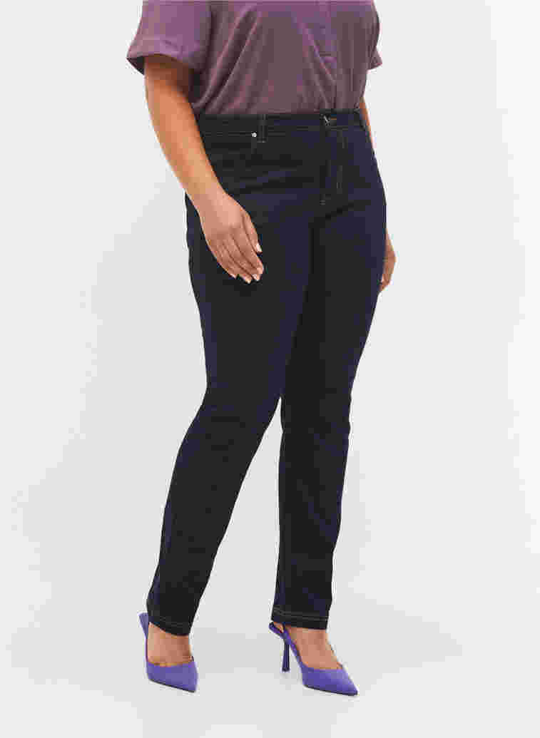 Slim fit Emily jeans med normal talje, Unwashed, Model image number 2