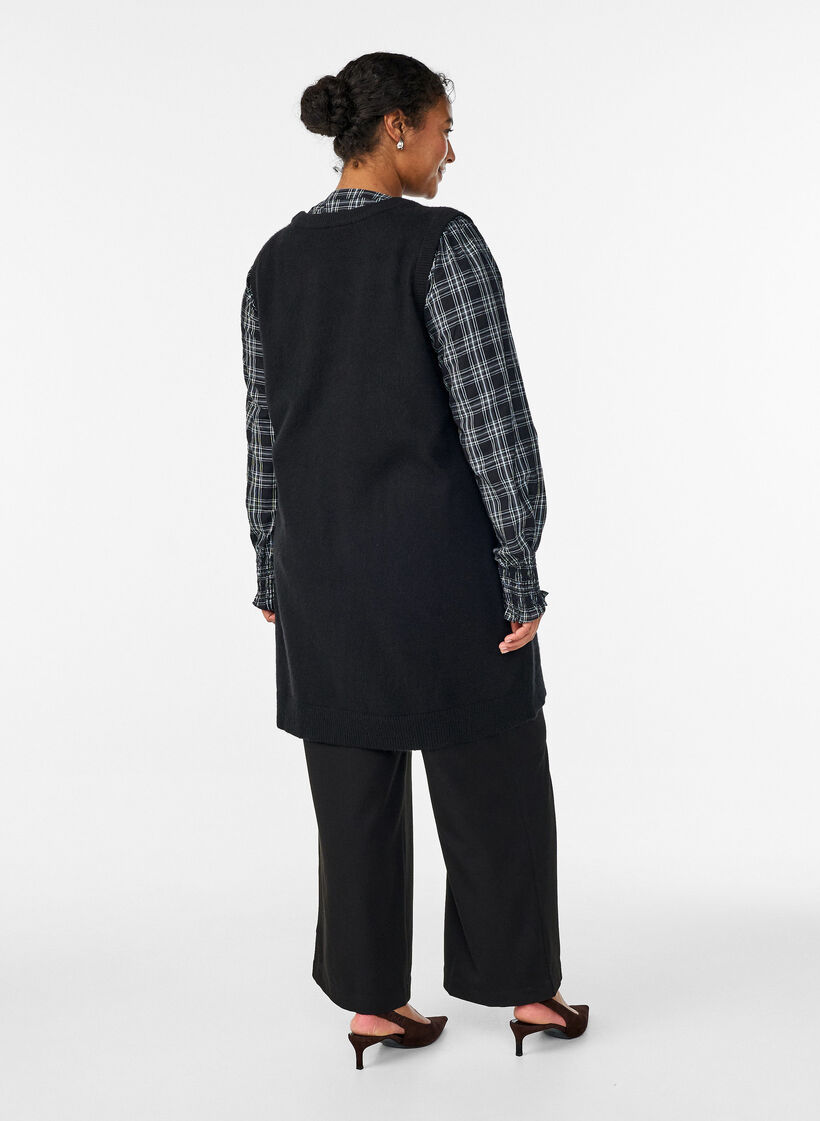 Kort strikkjole uden &aelig;rmer, Sort, Model image number 2