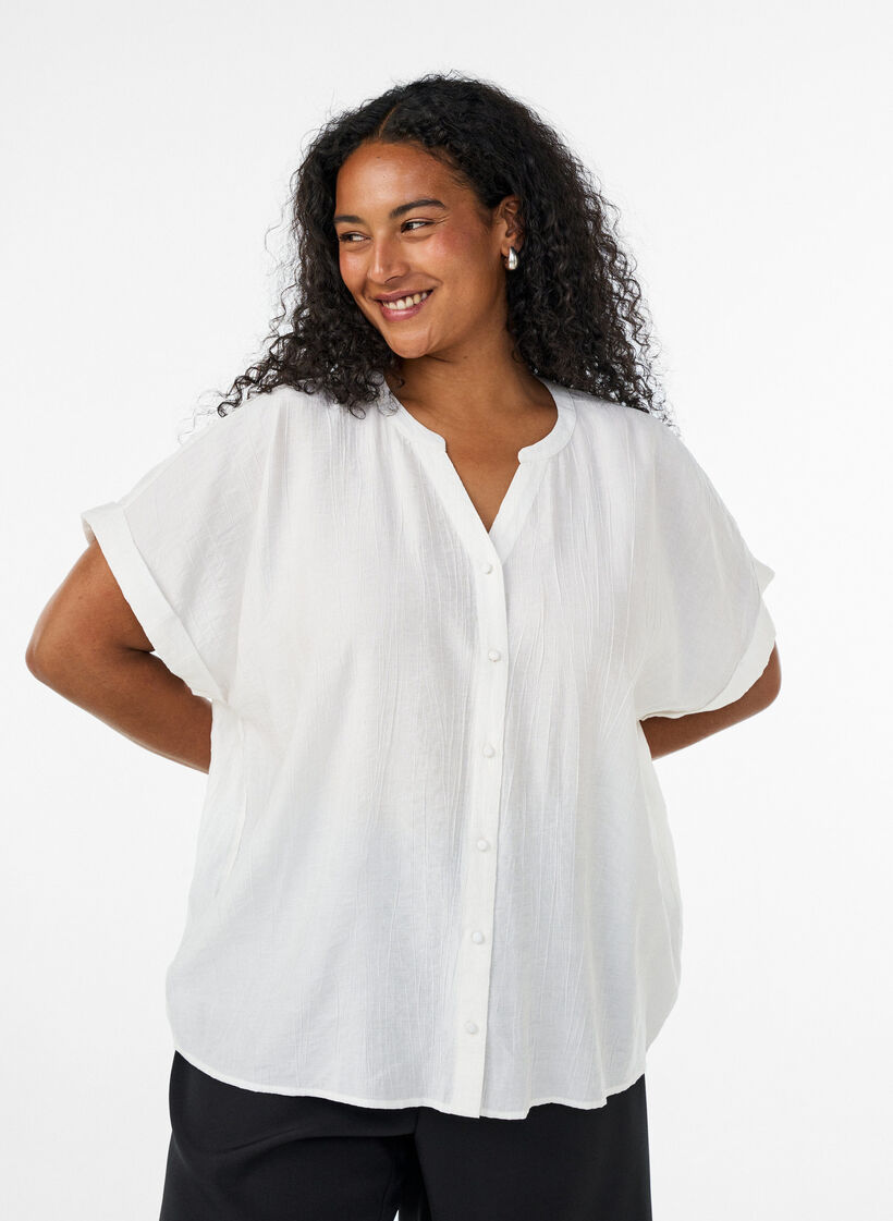 Viskosebluse med knapper og struktur, Vanilla, Model image number 0