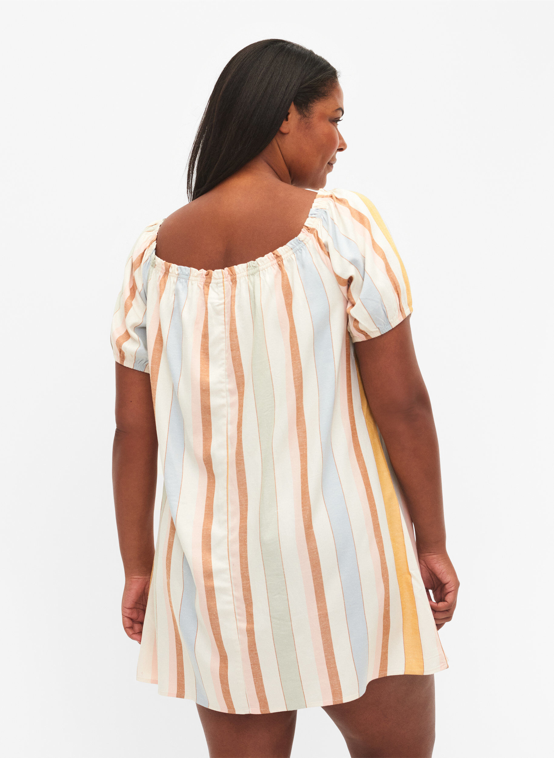 Zizzi Off-shoulder strand tunika, Striped Jaquard, Model image number 1