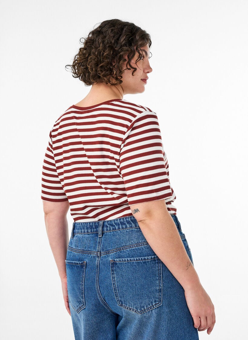 Stribet t-shirt med ribstruktur, R&oslash;d, Model image number 2