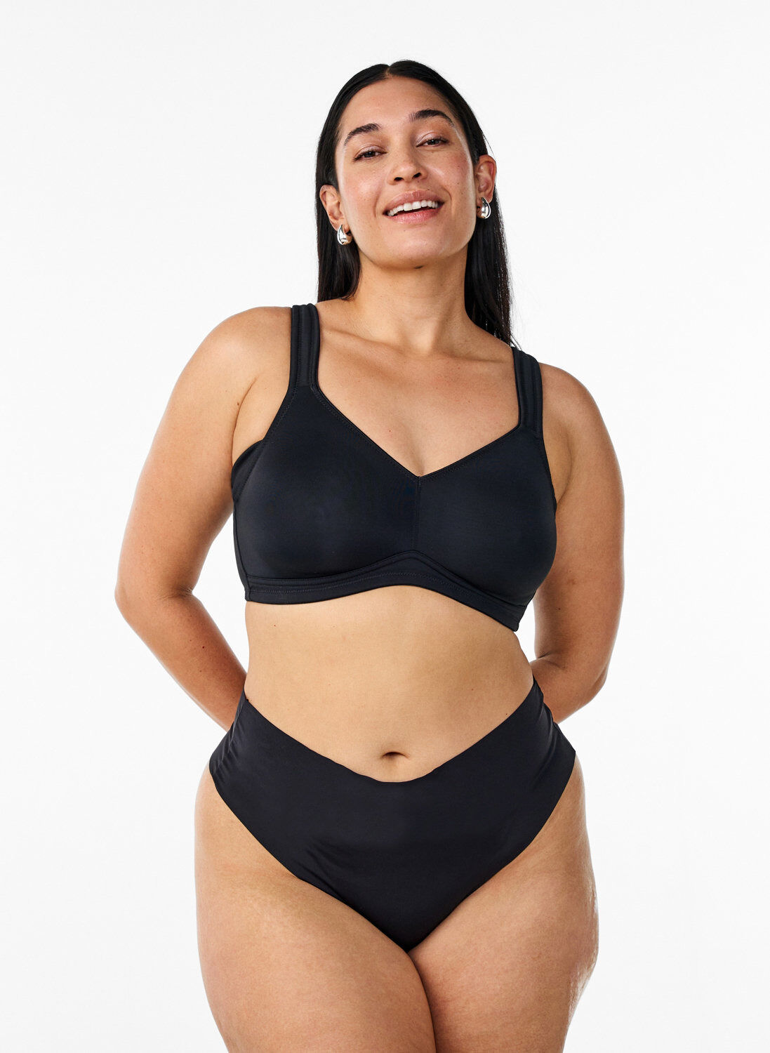 Zizzi Komfort-bh med polstrede stropper, Sort, Model image number 1