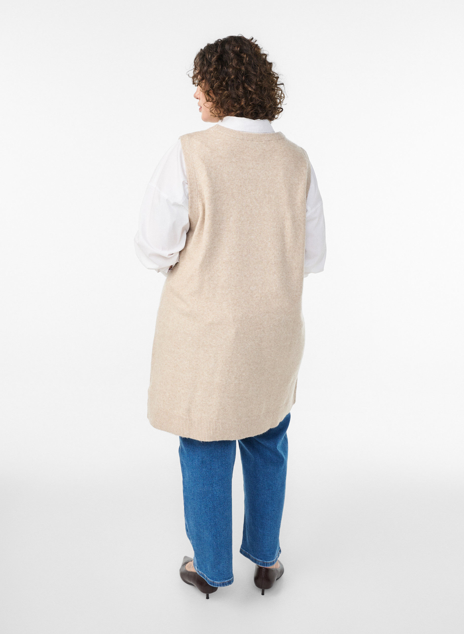 ZizziKort strikkjole uden &aelig;rmer, Beige, Model image number 2