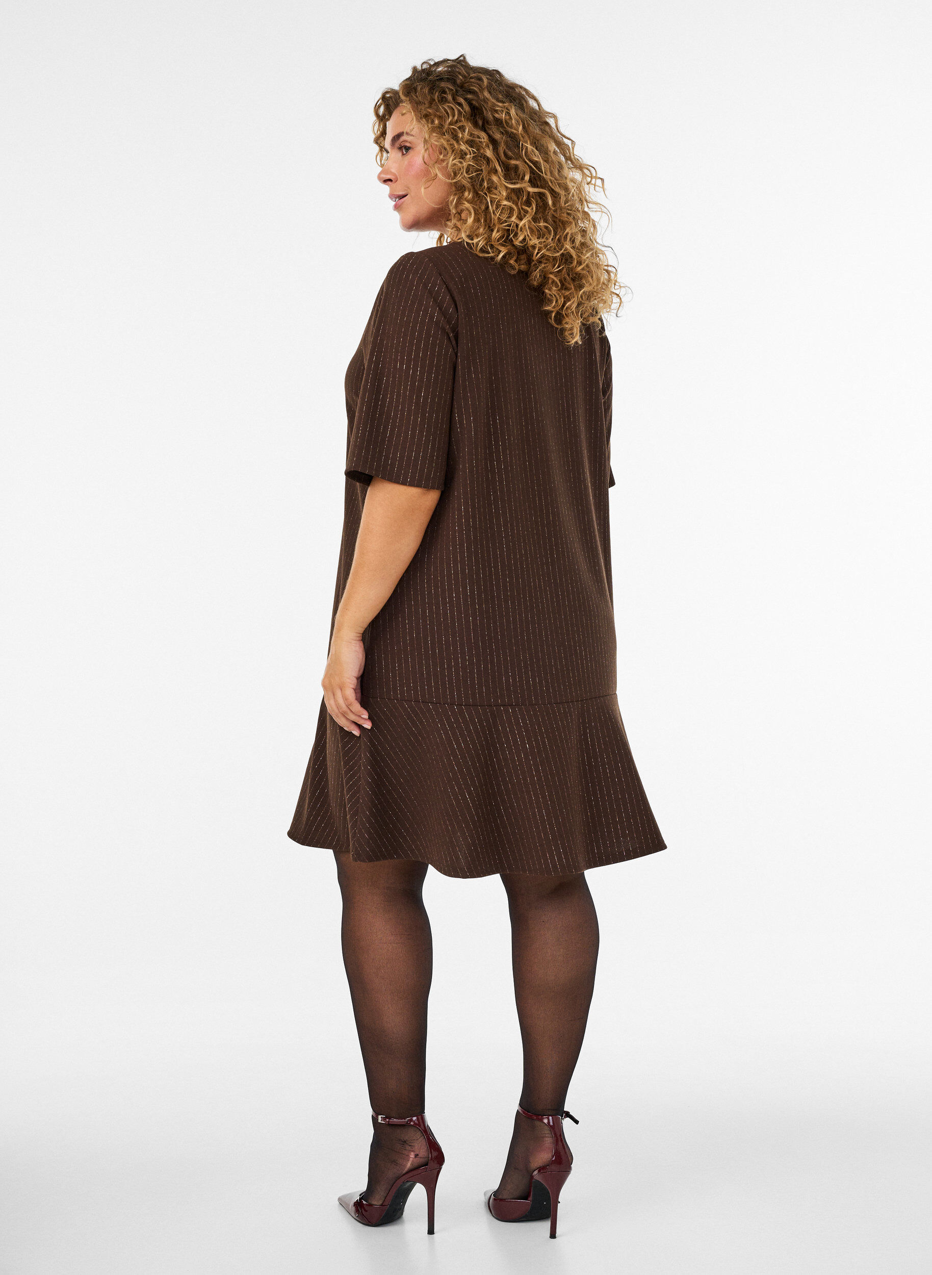 ZizziKort A-formet kjole med glimmerstriber, Brun, Model image number 2