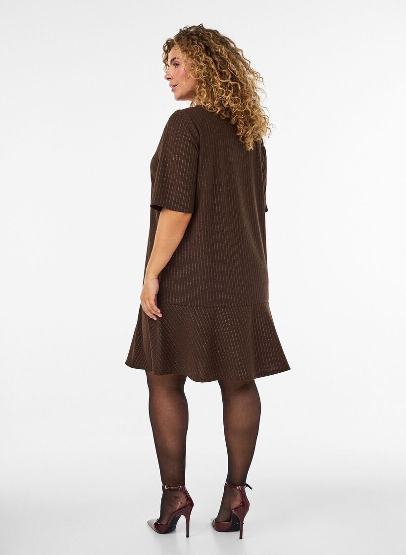 Kort A-formet kjole med glimmerstriber, Brun, Model image number 2